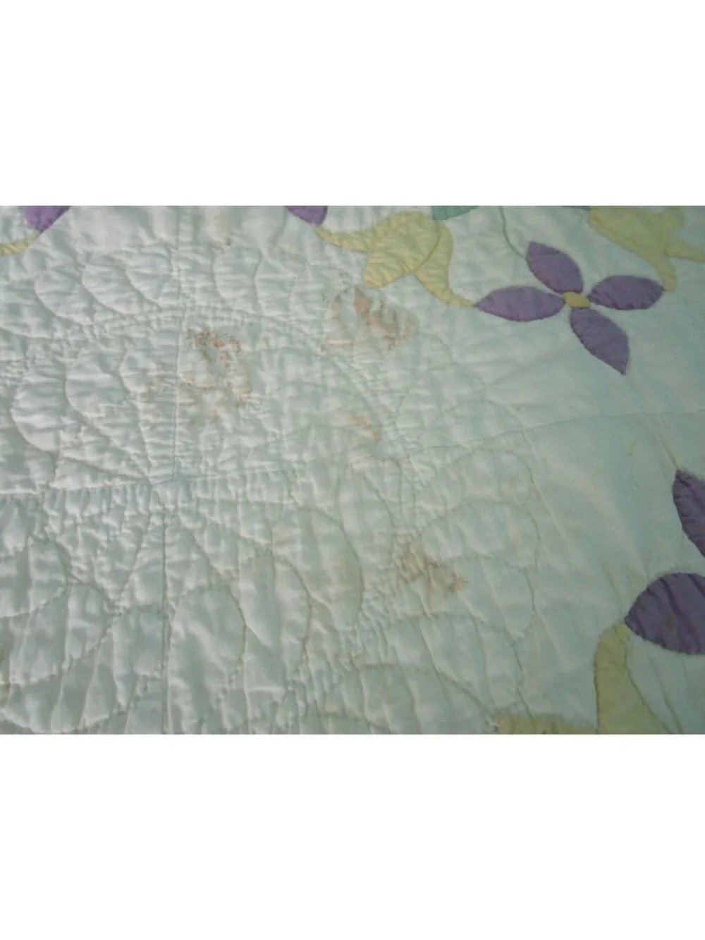 Tulip Wreath Floral Patchwork Quilt Pastel Yellow Purple Green Appliqué Damage